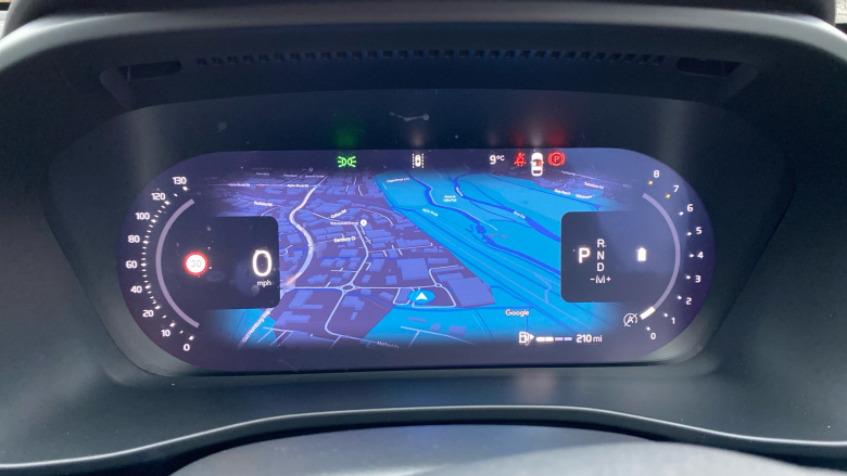 Volvo XC40 2.0 B4P Plus Black Edition 5dr Auto Petrol Estate